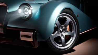 Morgan Supersport 400 front