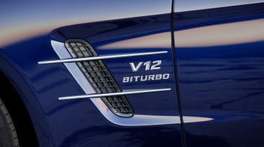 2013 Mercedes SL65 AMG V12 Biturbo badge side grille