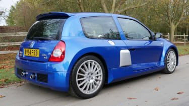 2004 Renault Sport Clio V6