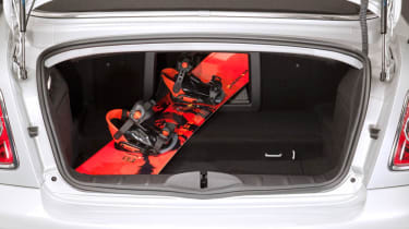 Mini Roadster snowboard in boot