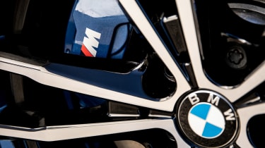 BMW 320d M Sport 2019 wheel