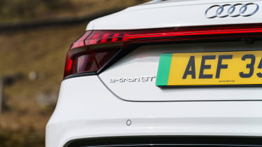 Audi e-tron GT quattro – badge