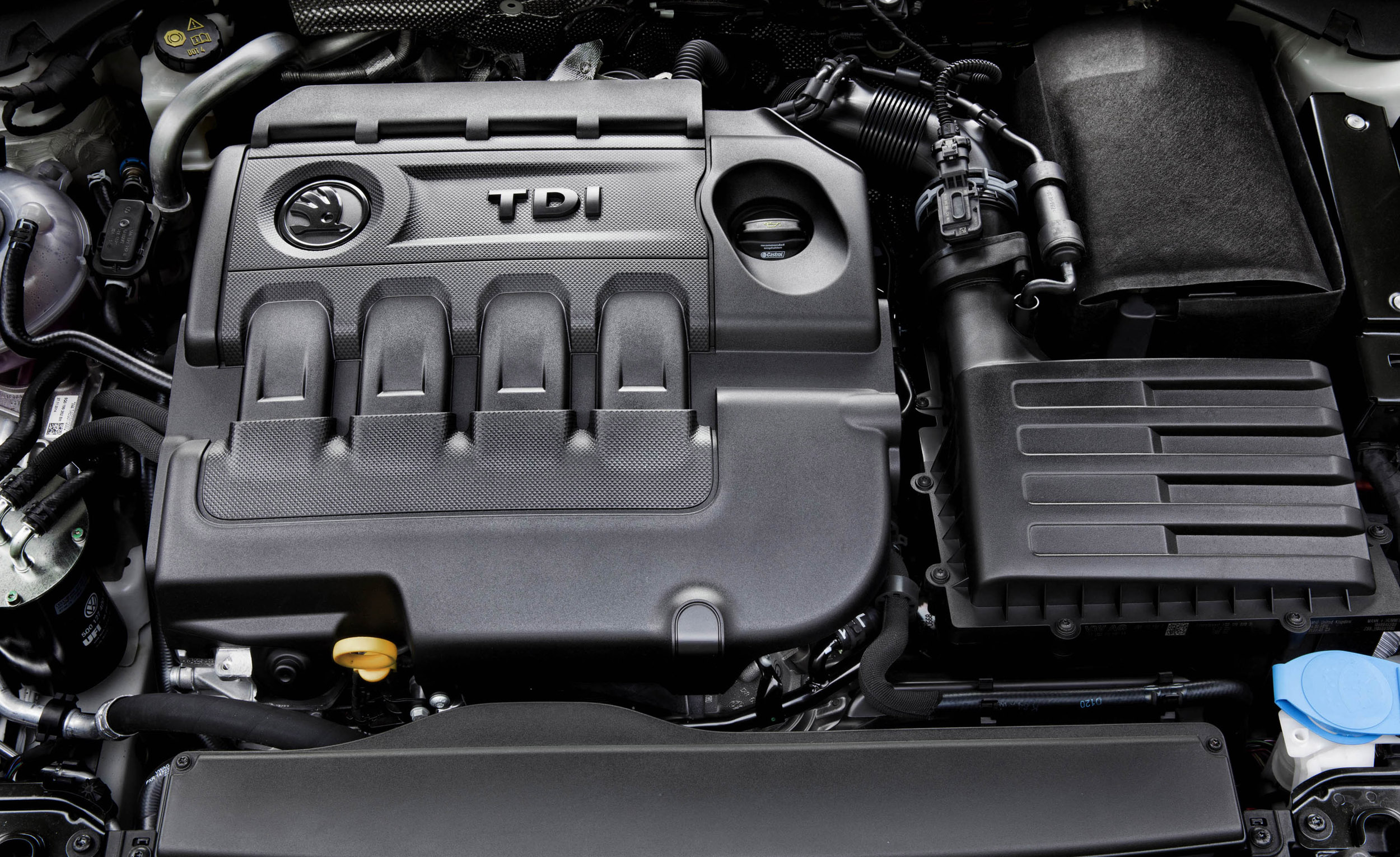 С комплектации механика крышка на двигатель. 6. Двигатель 1. Skoda octavia 1. Форум шкода двигателя.