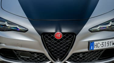 Alfa Romeo Giulia Quadrifoglio Luna Rossa