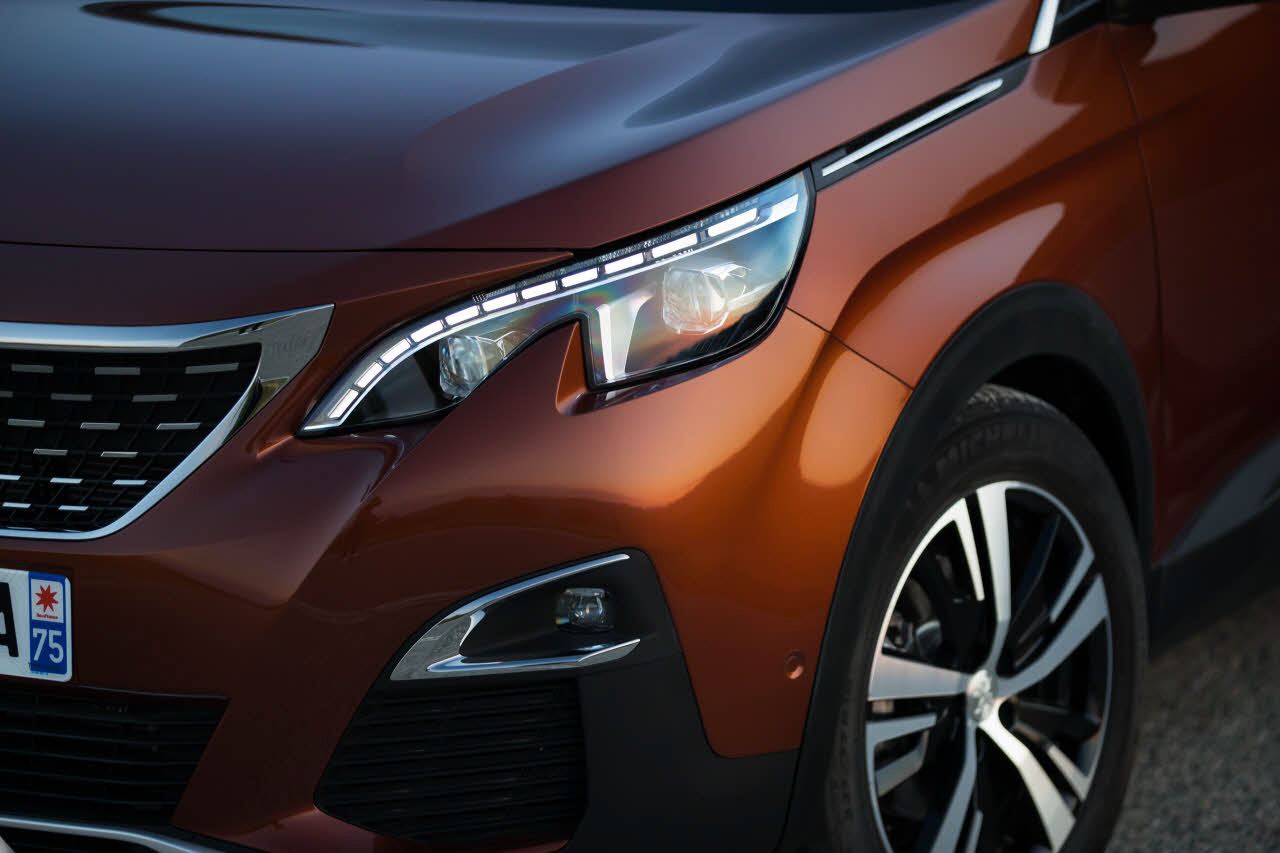 Peugeot 3008 review - prices, specs and 0-60 time