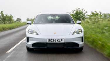 Porsche Taycan rwd