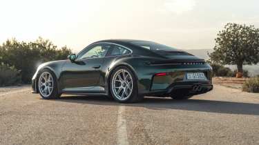 992.2 Porsche 911 GT3 Touring