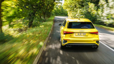 Audi S3 2022 – yellow rear tracking