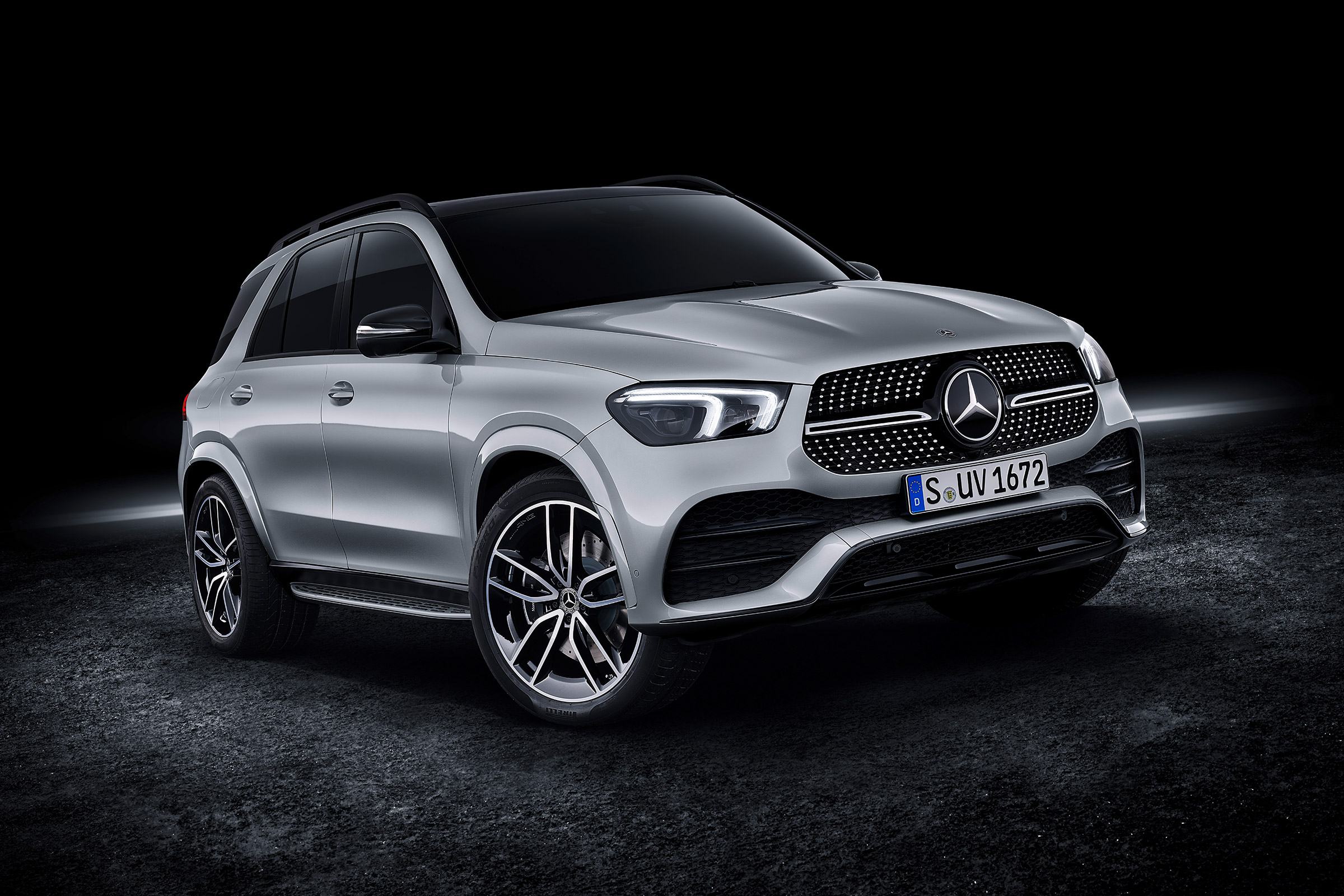 19 Mercedes Benz Gle Revealed New Suv Stuffed Full Of The Latest Chassis Tech Evo