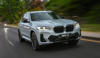 BMW X3 M40d – front tracking