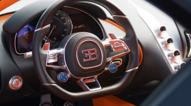 Bugatti Chiron - interior