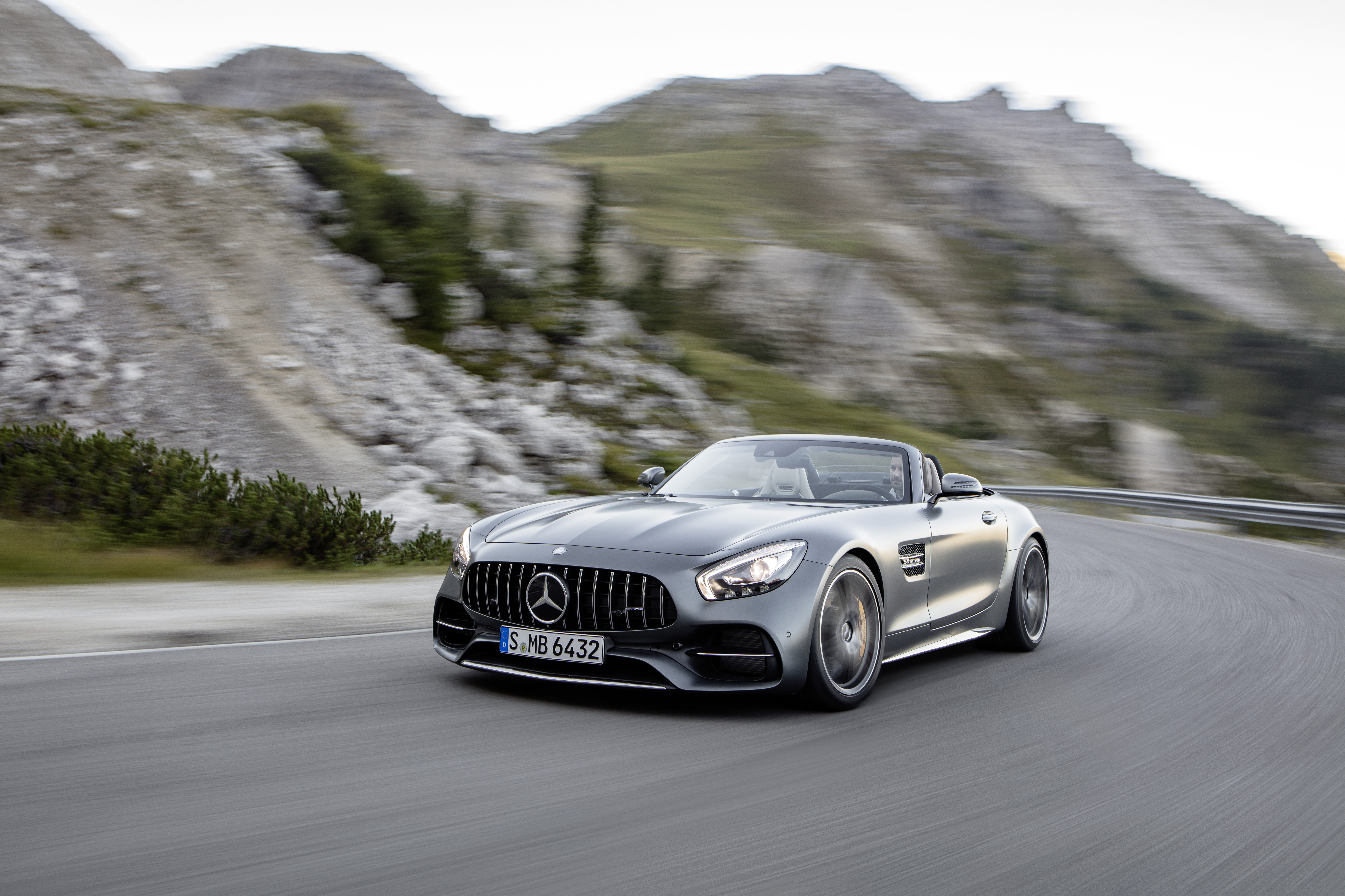 Mercedes Amg Gt Review A Supercar With An Identity All Of Its Own Evo
