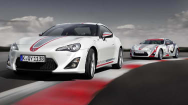 Toyota GT86 Cup Edition cornering
