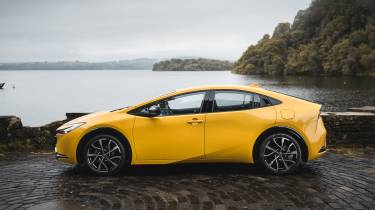 Toyota Prius – side