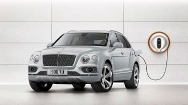 Bentley Bentayga PHEV - plugged