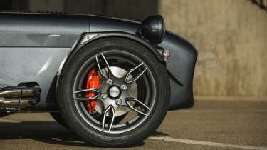 Caterham Seven CSR Twenty – wheel