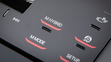 BMW M5 Touring review interior details