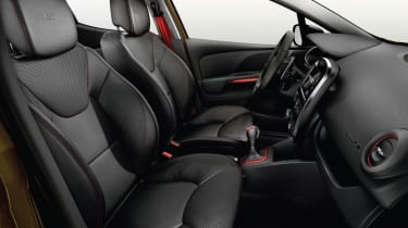 Renaultsport Clio 200 Turbo interior front seats