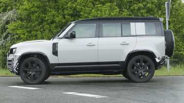 Land Rover Defender 2027 side