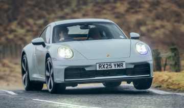 Porsche 911 (992.2) – front