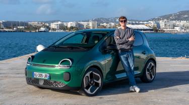 Renault Twingo E-Tech James Taylor static