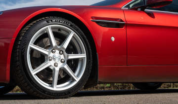evo Fast Fleet Aston Martin Vantage