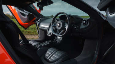 McLaren GTS – interior