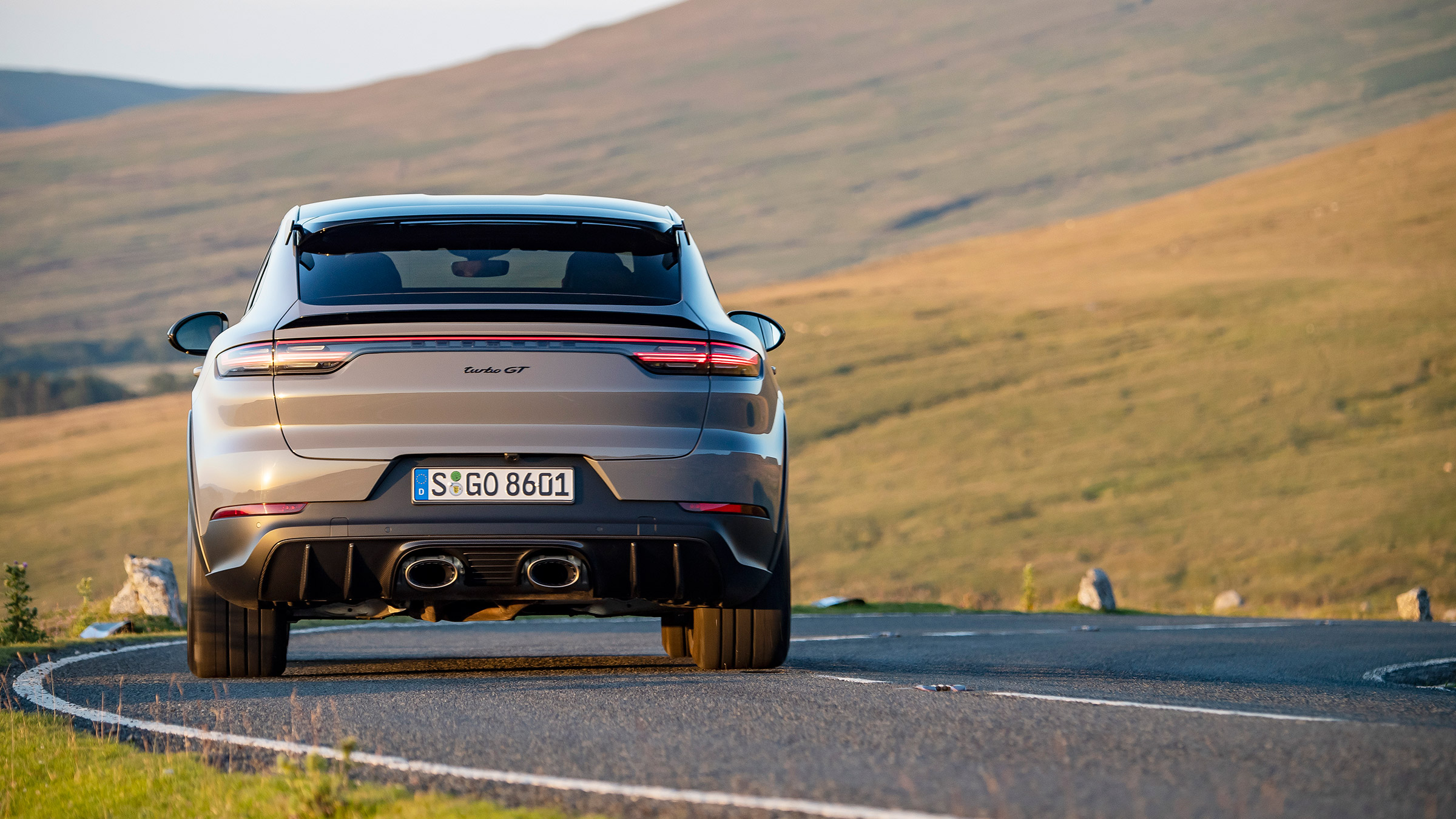 Porsche Cayenne Turbo GT (2021-2023) review – can it take on the Aston  Martin DBX707?