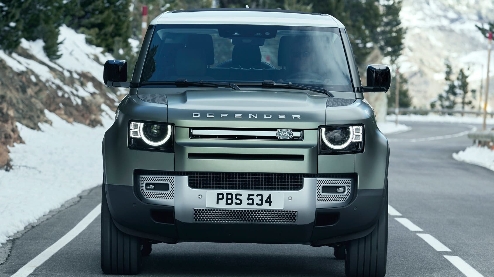 2020%20Land%20Rover%20Defender-14.jpg