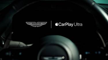  Aston Martin Apple CarPlay Ultra