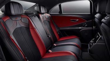 Bentley Flying Spur V8 S – rear seats
