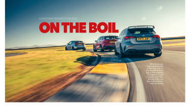 evo 332 – hot hatches on track