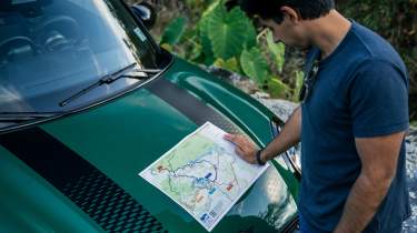 Mini JCW on the Tail of the Dragon