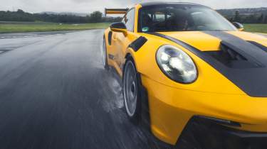 Porsche GT3 RS wet tyres