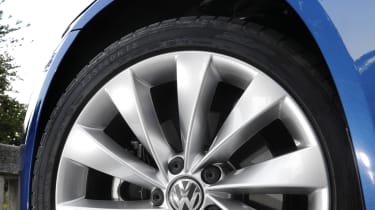 Volkswagen Scirocco Bluemotion wheel