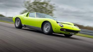 Lamborghini Miura front