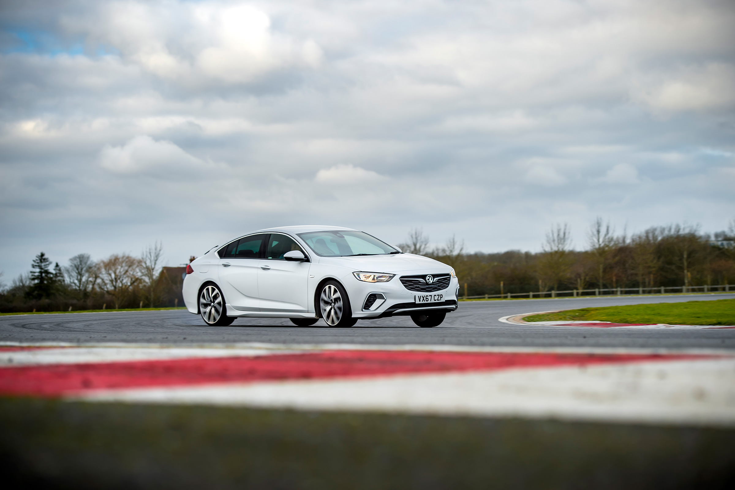 Vauxhall Insignia Grand Sport Gsi Biturbo Review Go Faster Hatch Lacks Sparkle Evo