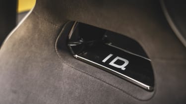 Volkswagen ID.3 – badge