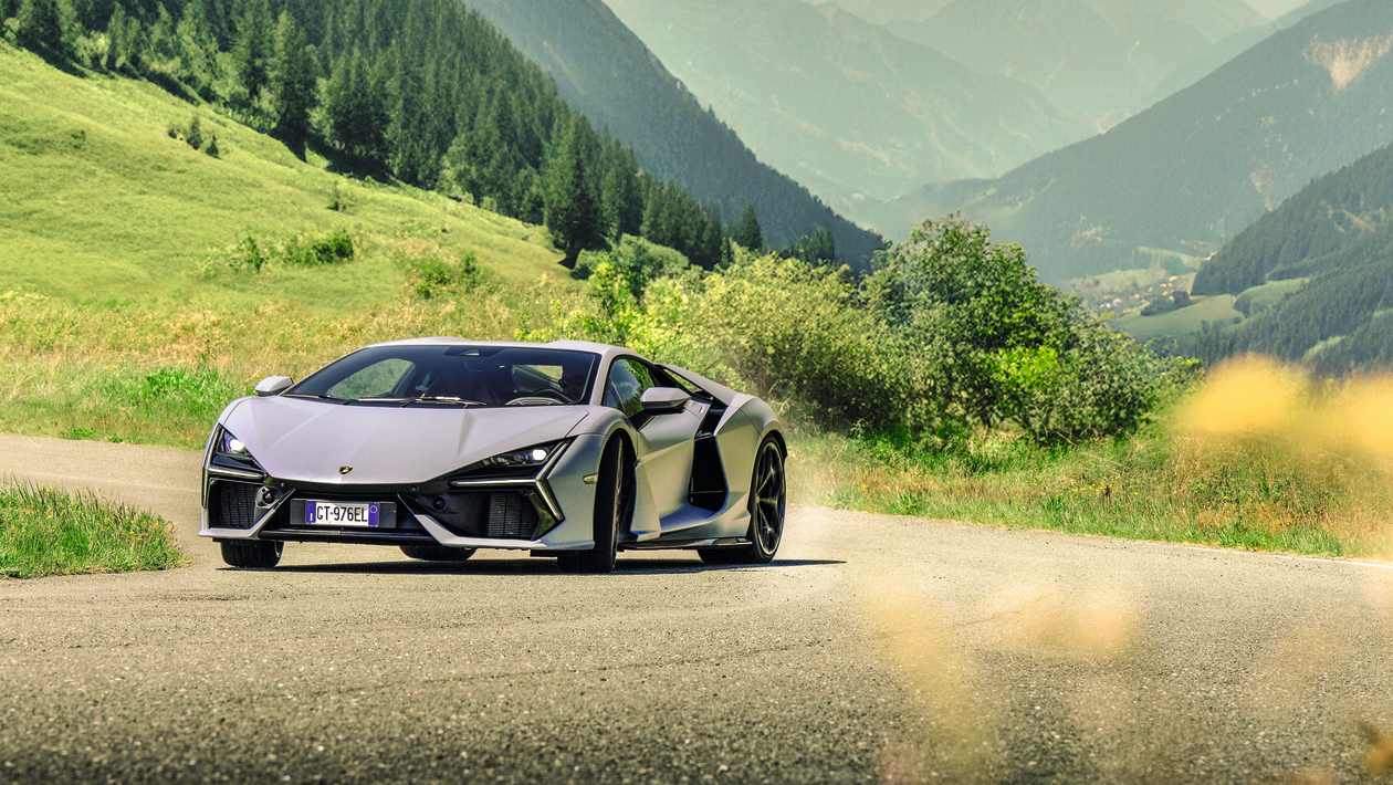 Lamborghini%20Revuelto%20great%20drives.jpg
