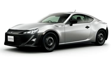 Low-spec GT 86 available in Japan