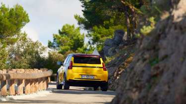 Renault 5 E-Tech - rear 