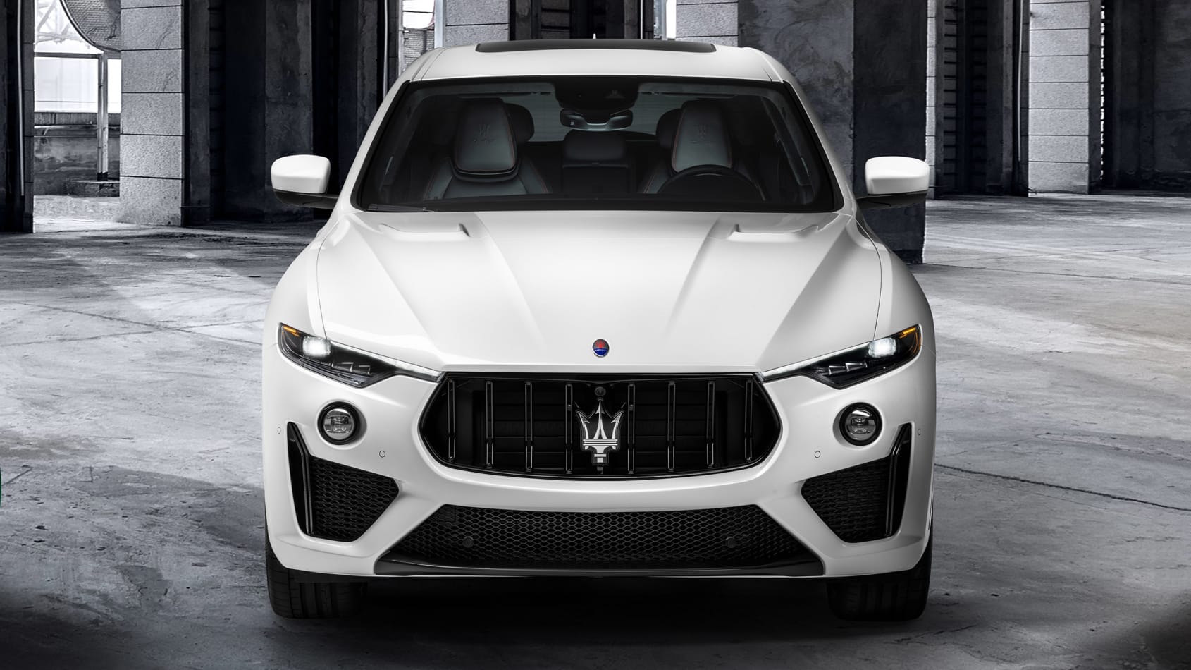 [Image: Maserati%20Levante%20Trofeo-5.jpg]