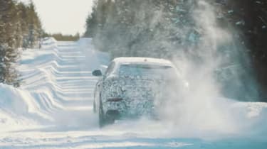 Lamborghini Urus snow video – rear  