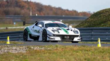 Bosch JS2 RH2 hydrogen race car – front