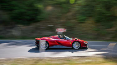 Ferrari SP3 Ionia – side