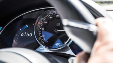 Bugatti Chiron &#039;42&#039; record breaker - dash