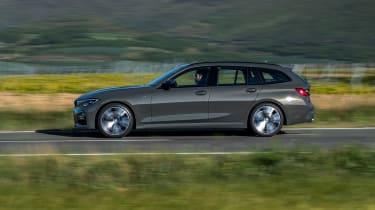 BMW 3-series Touring 2019 - side