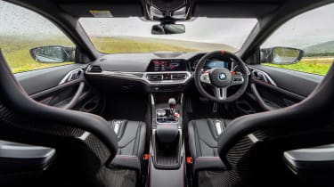 BMW M4 CSL – cabin