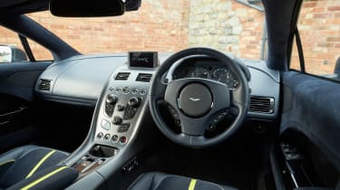 Aston Martin Rapide AMR interior