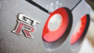 Nissan GT-R details